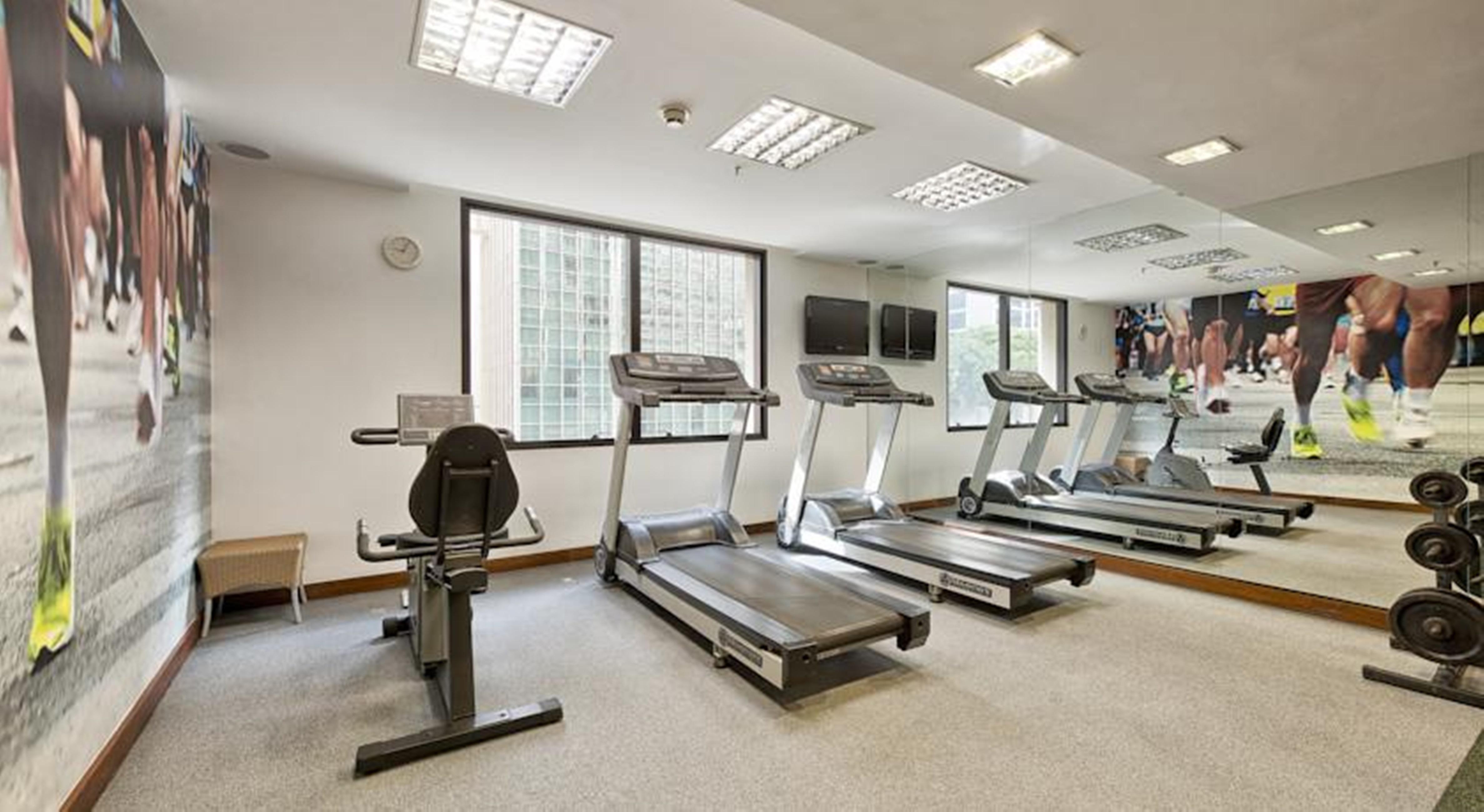 Melia Paulista Hotel São Paulo Luaran gambar The gym at the hotel