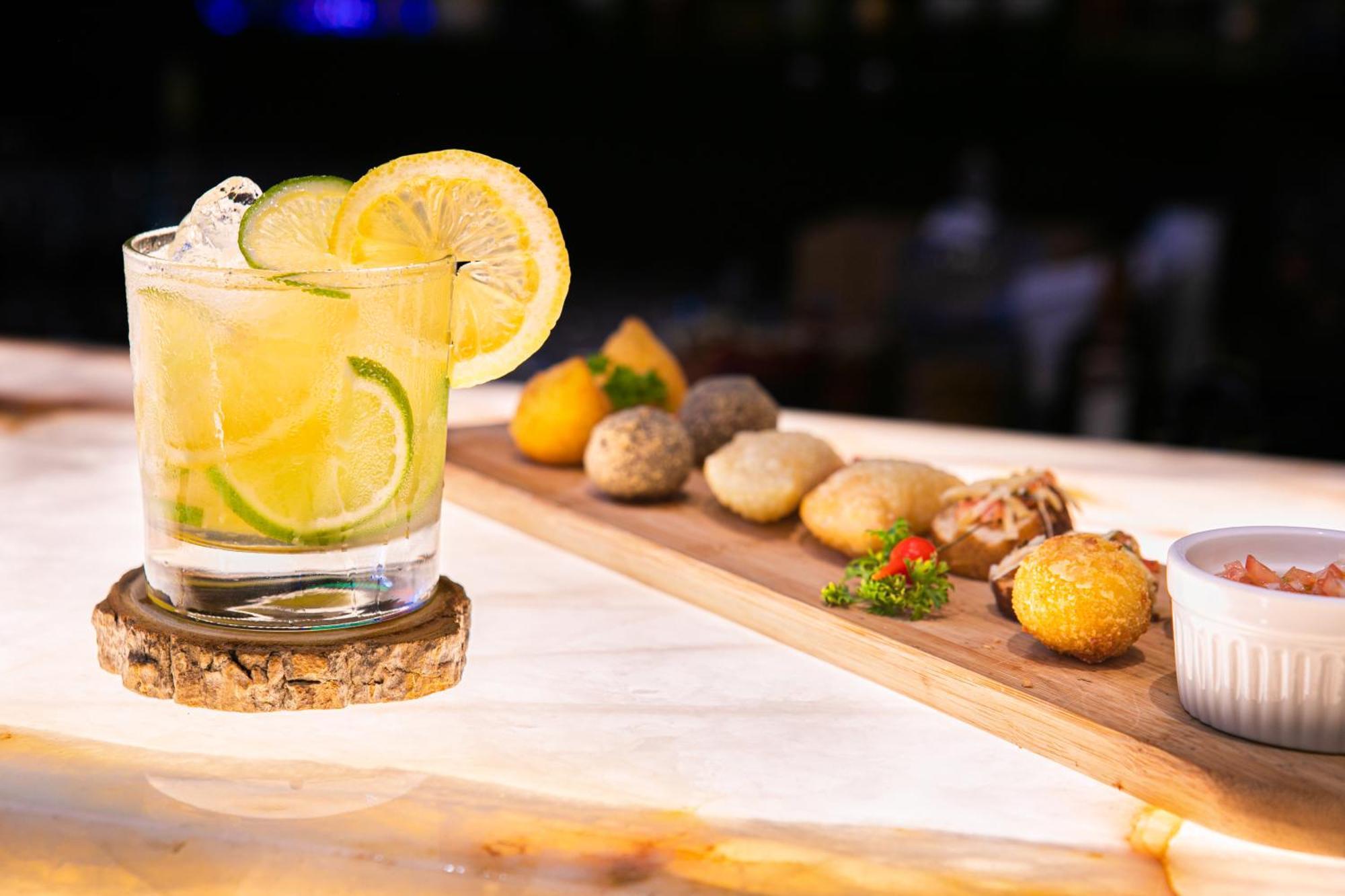 Melia Paulista Hotel São Paulo Luaran gambar Caipirinha cocktail