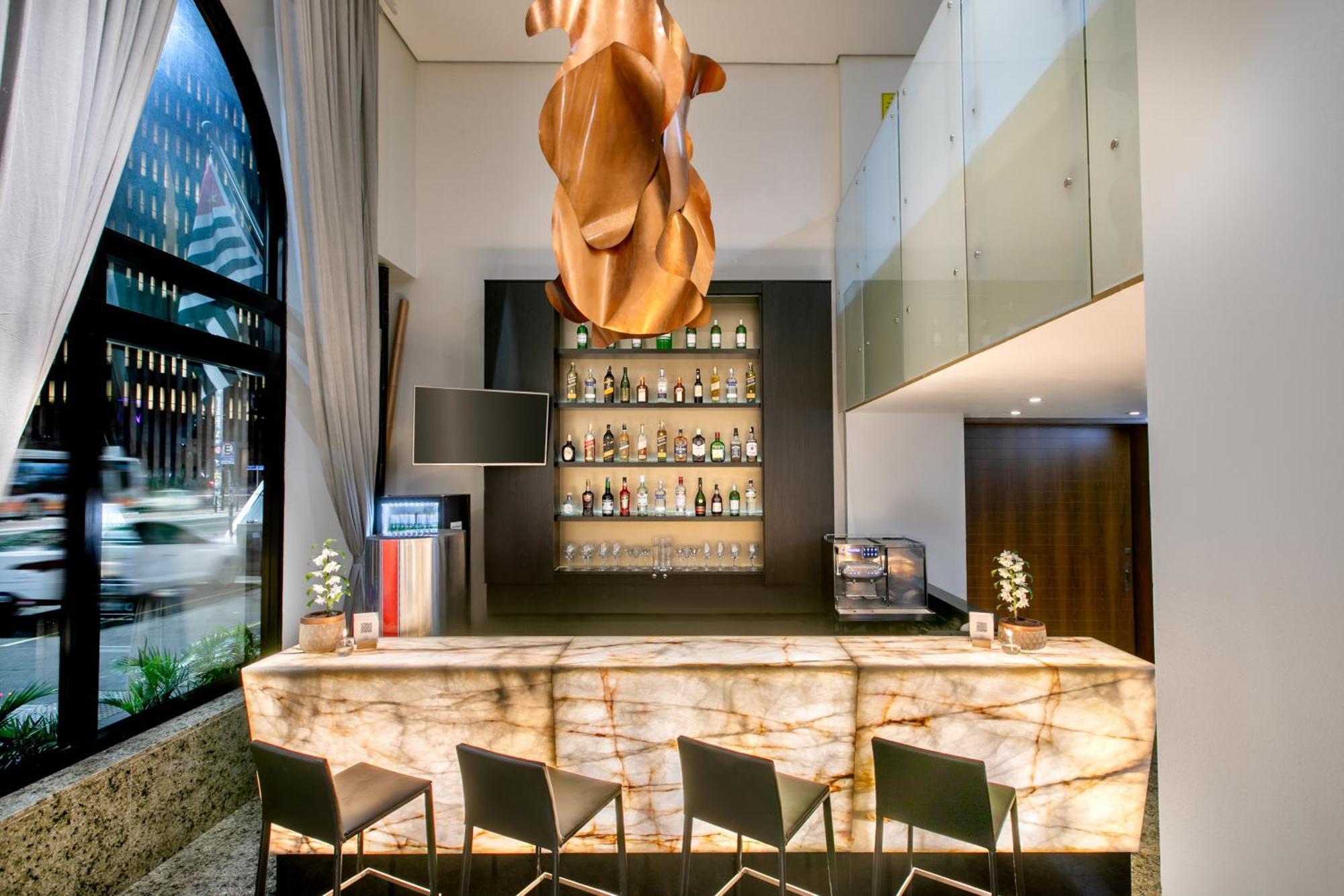 Melia Paulista Hotel São Paulo Luaran gambar The bar at the hotel